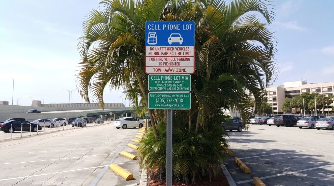 Cell Phone Lot Miami International Airport MIA