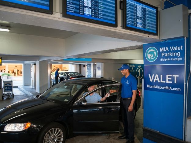 Miami International Airport MIA Valet Parking Dolphin Garage
